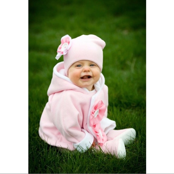 FREE* with purchase coat/hat EXTRA PHOTOS. - Picture 2 of 6